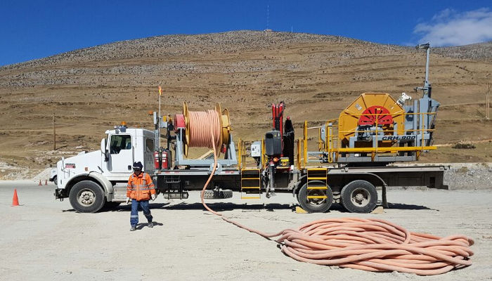 Enrollando cable minero