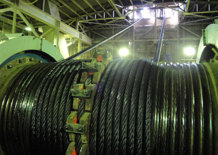 Cables de acero para winche de izaje minero Foto