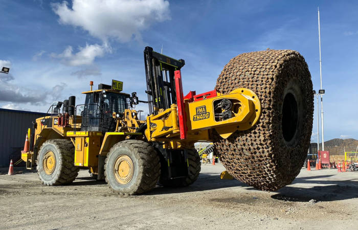 Manipulador de neumáticos FMA TH40G