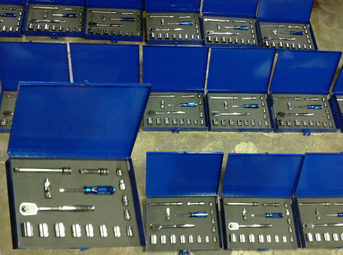 Herramientas manuales para el equipamiento de talleres de mantenimiento eléctrico, instrumentación y mecánicos de campo